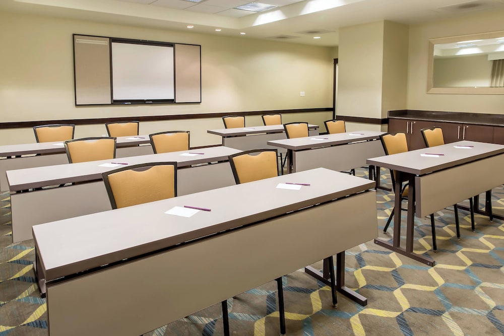 Residence Inn Lexington Keeneland Airport - photo 39