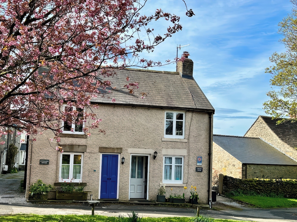 Cross View in Buxton, United Kingdom