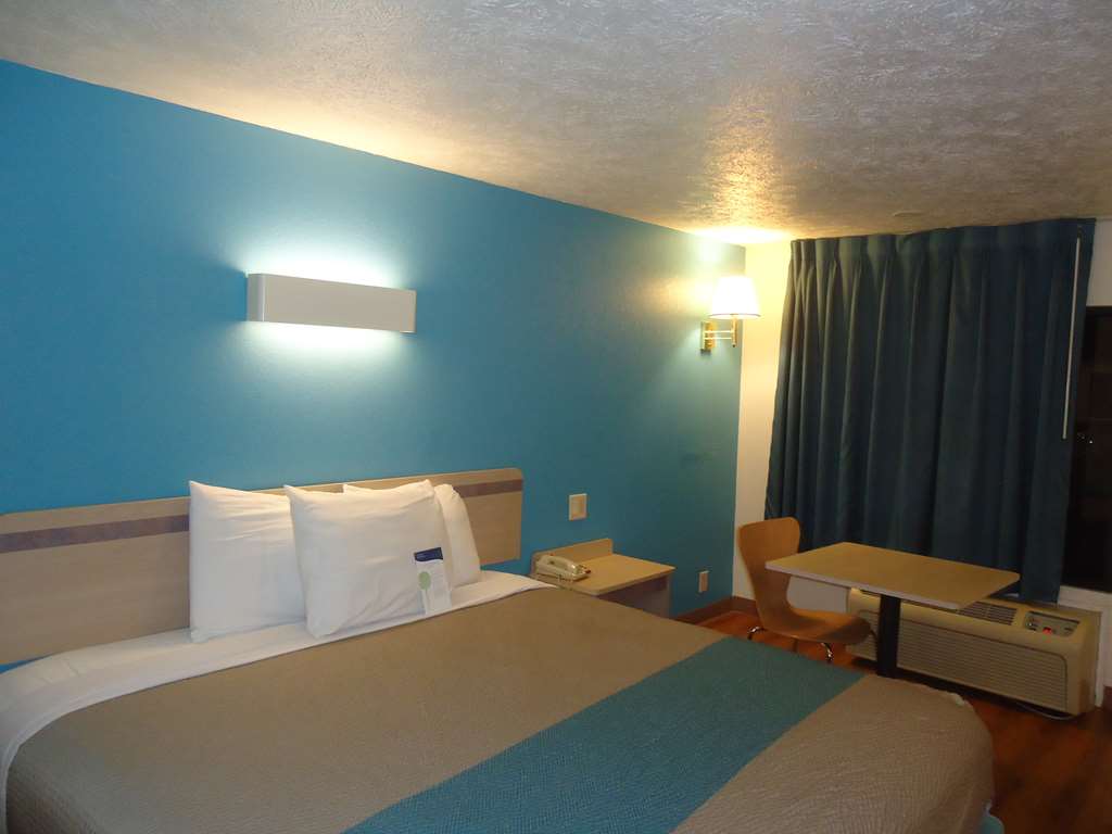 Motel 6 Columbus MS - photo 14