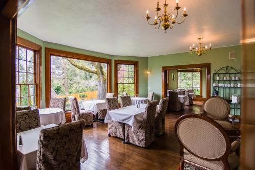 Campbell House Inn - photo 16