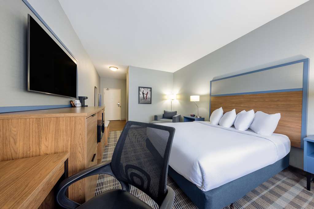 AmericInn by Wyndham Duluth - photo 22