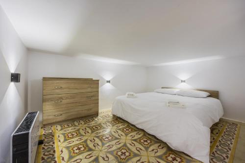 Private duplex home in the heart of St Julians — 4-Star Luxury Hotel in San Giljan, Malta