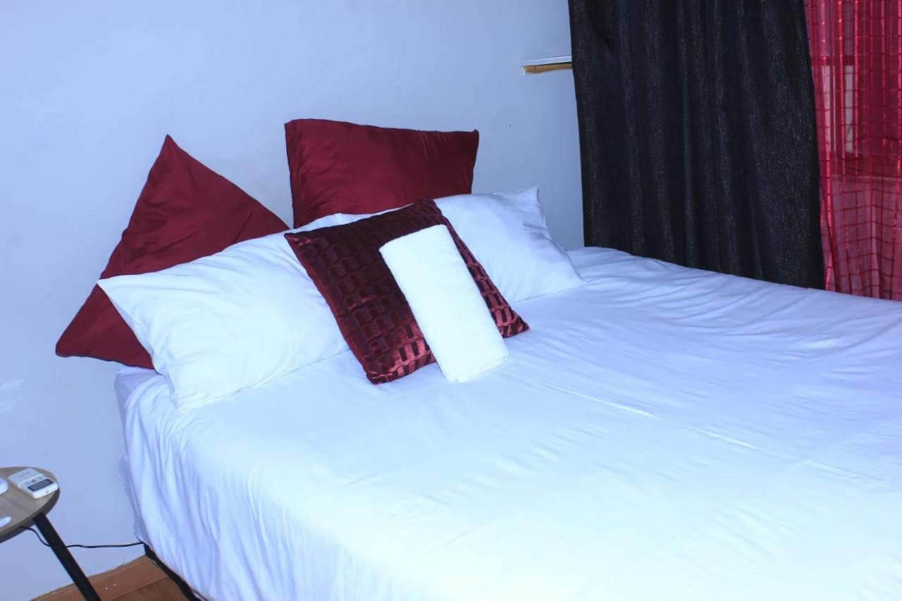 Sun & Night - carbon neutral hotel in Empangeni