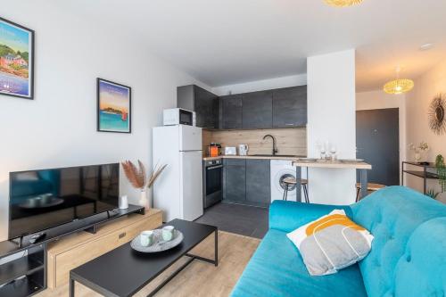 Flambant Neuf Sur Le Port Avec Parking in Vannes, France