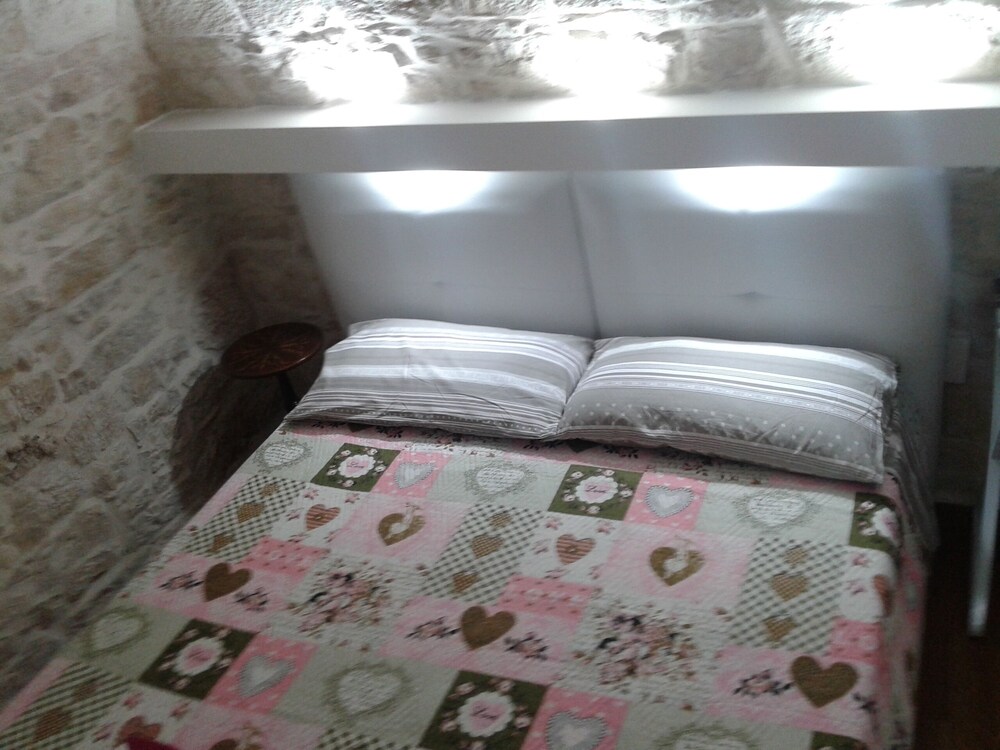 Lilla B&B — 4-Star Luxury Hotel in Molfetta, Italy