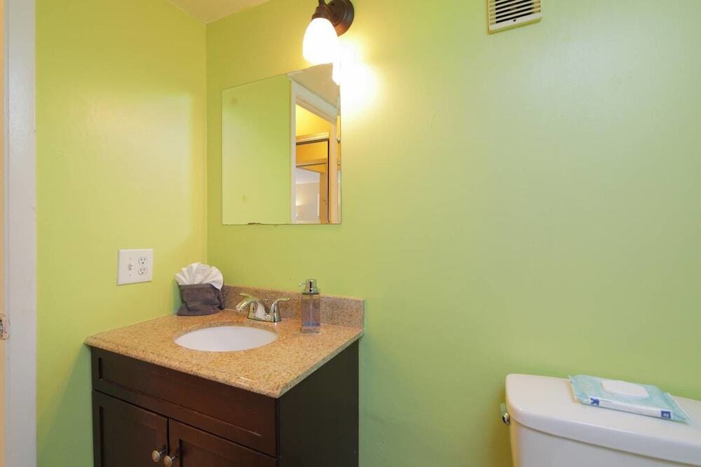 Beautiful Property in Hallandale Beach - photo 5