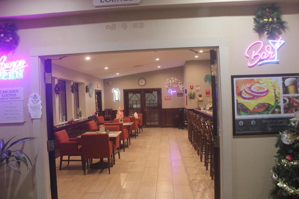 Regency Inn & Suites New London Mystic - photo 4