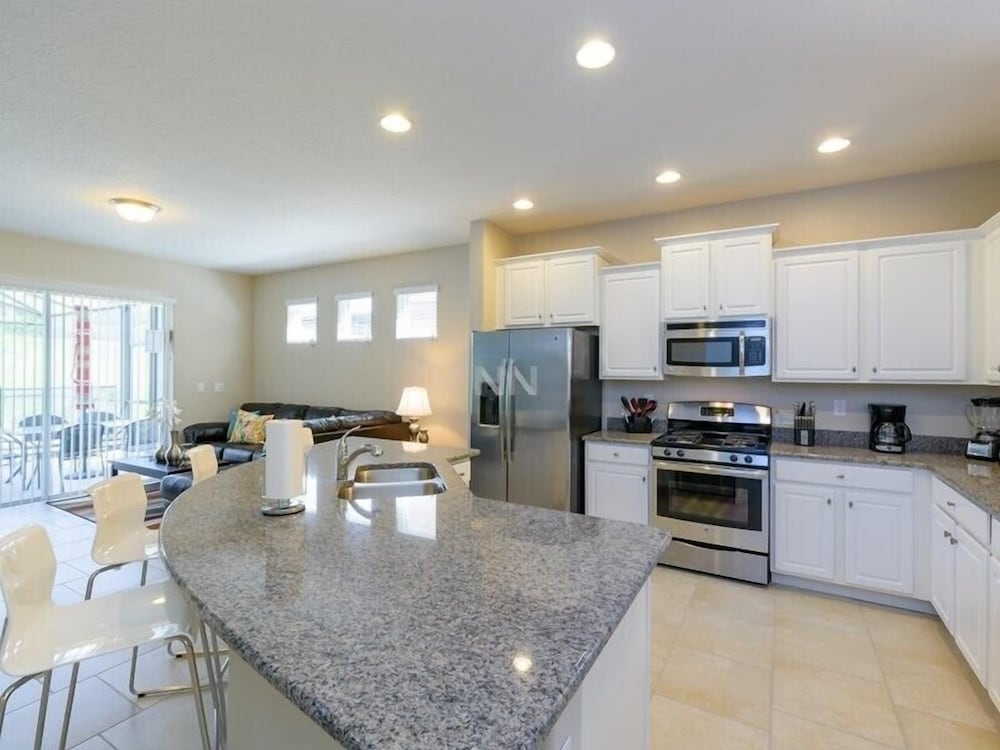 Fv61783 Solterra Resort 5 Bed 4.5 Baths Villa - photo 32