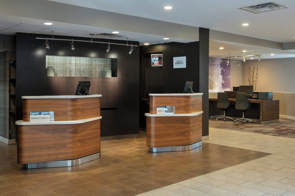 Courtyard by Marriott Lincroft Red Bank - photo 2