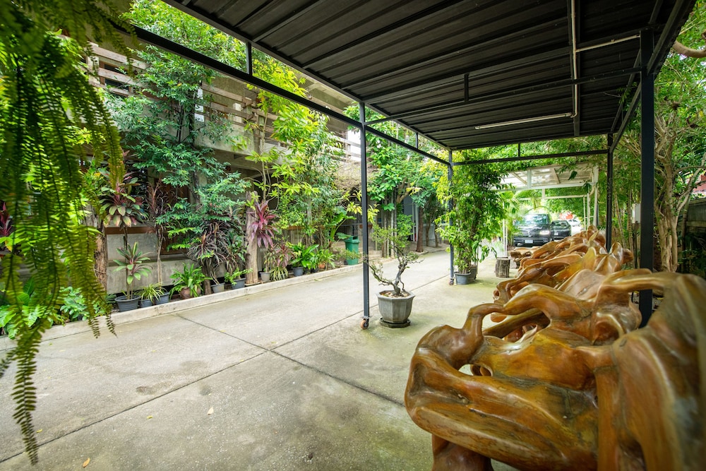 Mac Garden Resort - last minute hotel in Ban Phe