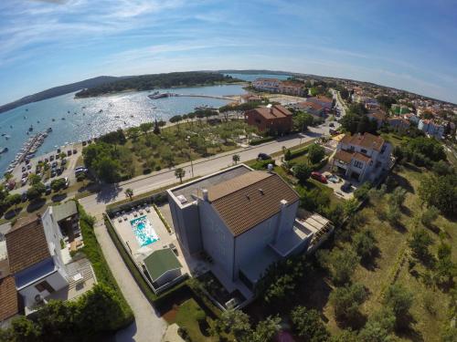 Apartment Lux More — 4-Star Luxury Hotel in Medulin, Croatia