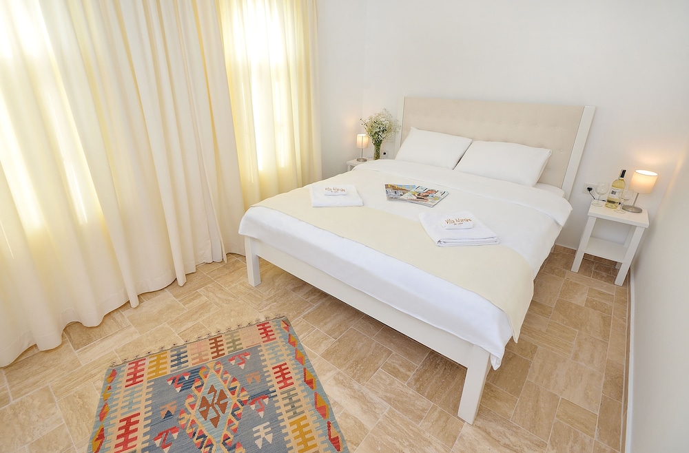 Villa Blanche Otel — Cesme — photo 3