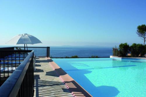 T2 with Sea View Domaine de la Pinede Heated Pool in Le Lavandou, France