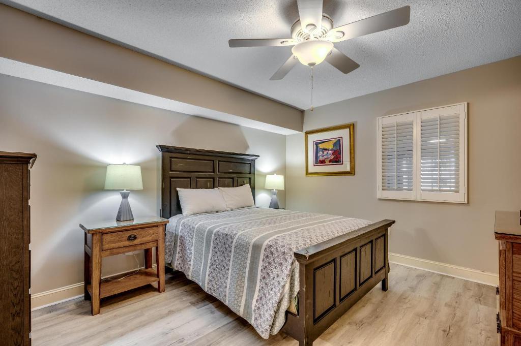 South Wind 703 - carbon neutral hotel in Myrtle Beach