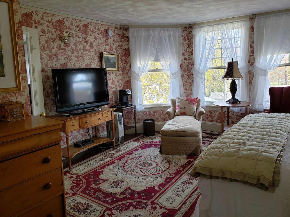 Moseley Cottage Inn & Town Motel - photo 19