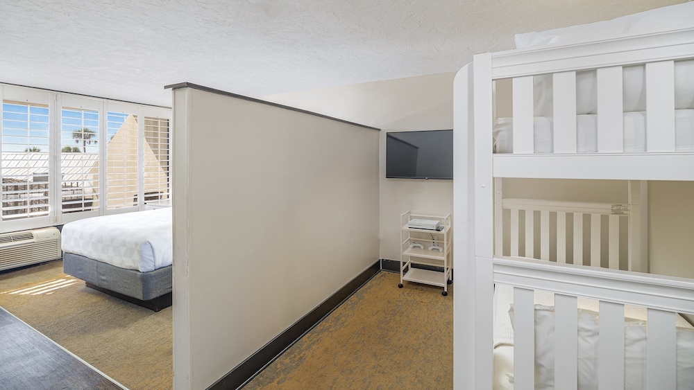 Holiday Inn Resort Panama City Beach by IHG - photo 43