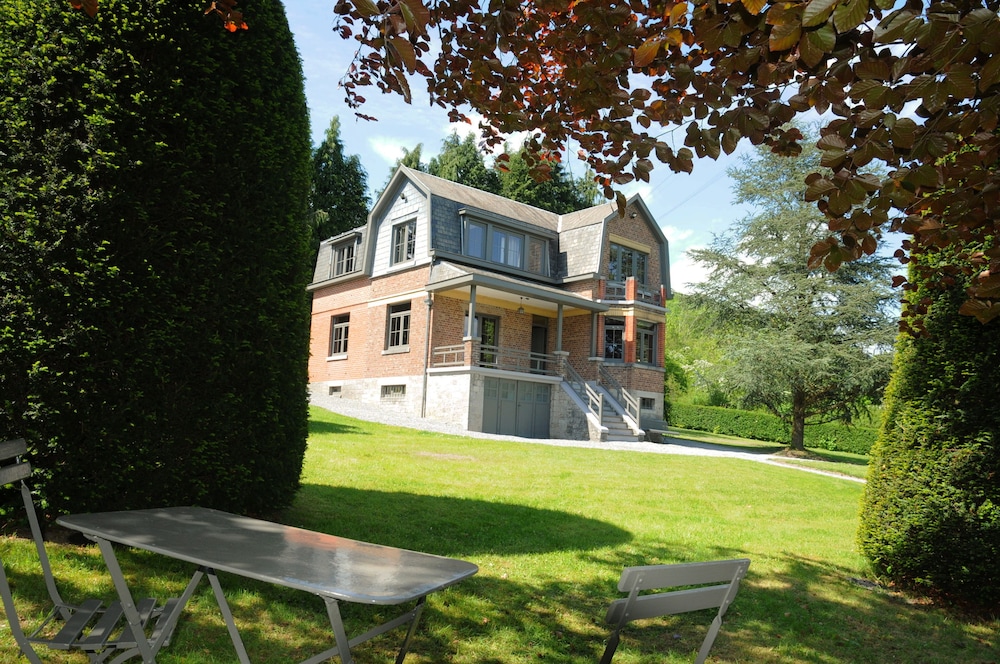 Miss Chloé — 4-Star Luxury Hotel in Durbuy, Belgium