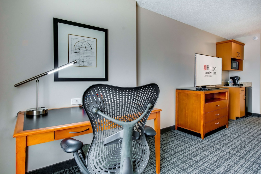 Hilton Garden Inn Louisville Airport - photo 27
