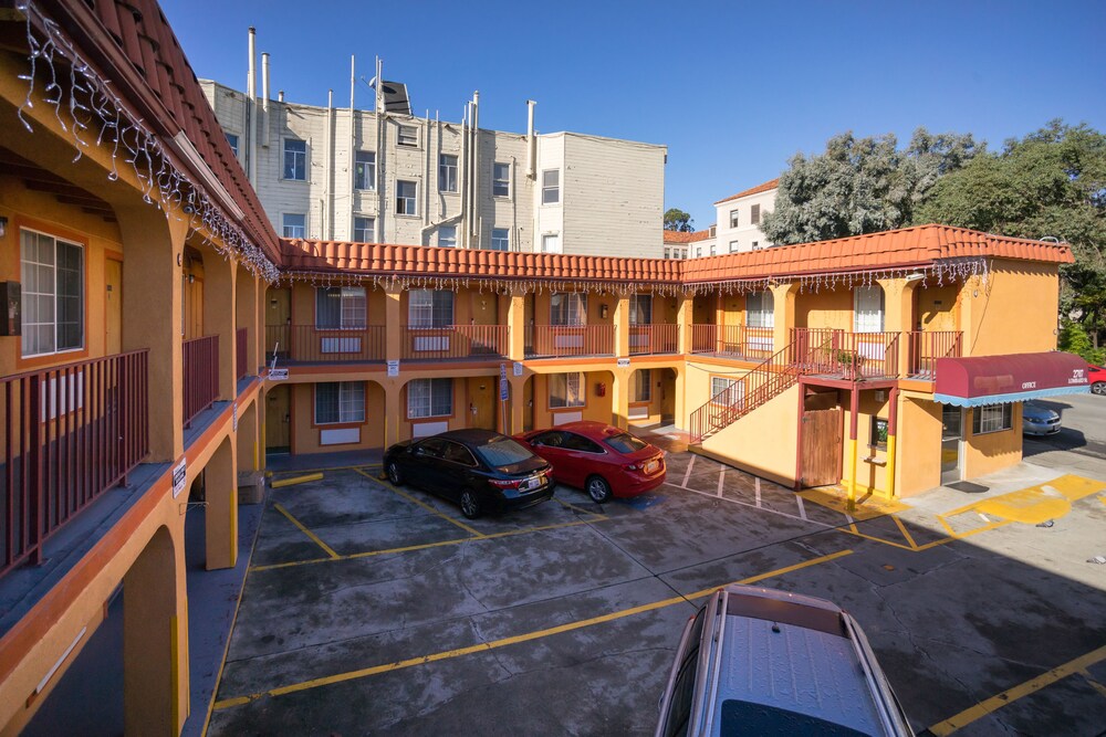 Inn at Golden Gate - photo 39