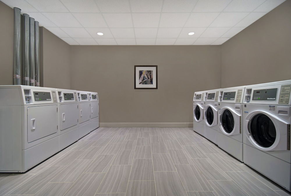 Staybridge Suites Sterling Heights Detroit by IHG - photo 37