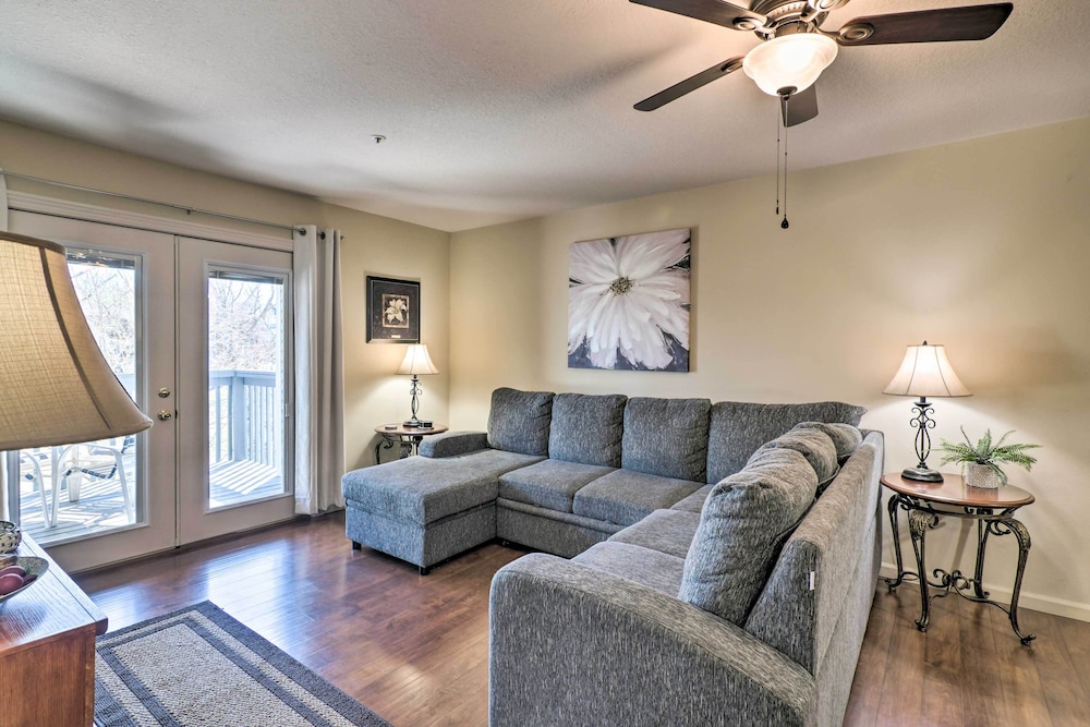 Inviting Branson Condo w Resort Amenities - photo 8