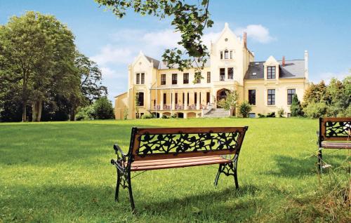 Schloss Poggelow pet-friendly hotel Joerdenstorf