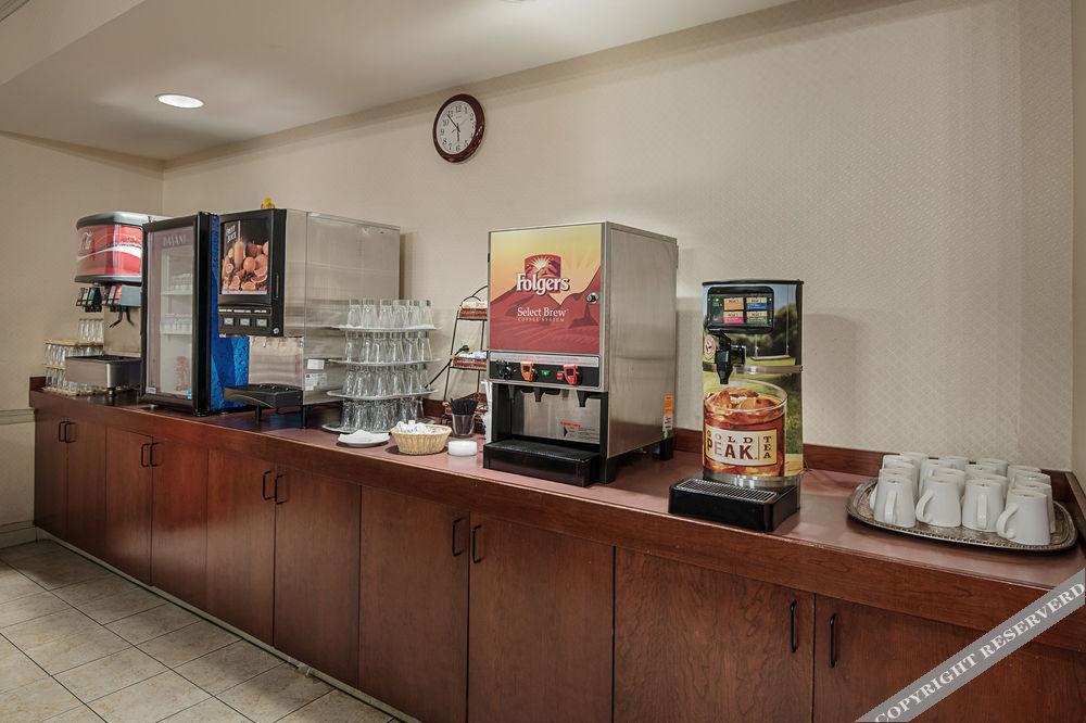 Clarion Hotel & Conference Center - photo 24