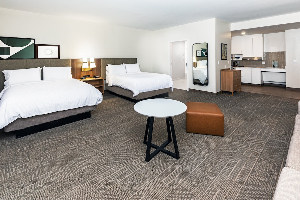 Staybridge Suites Portland by IHG - photo 10