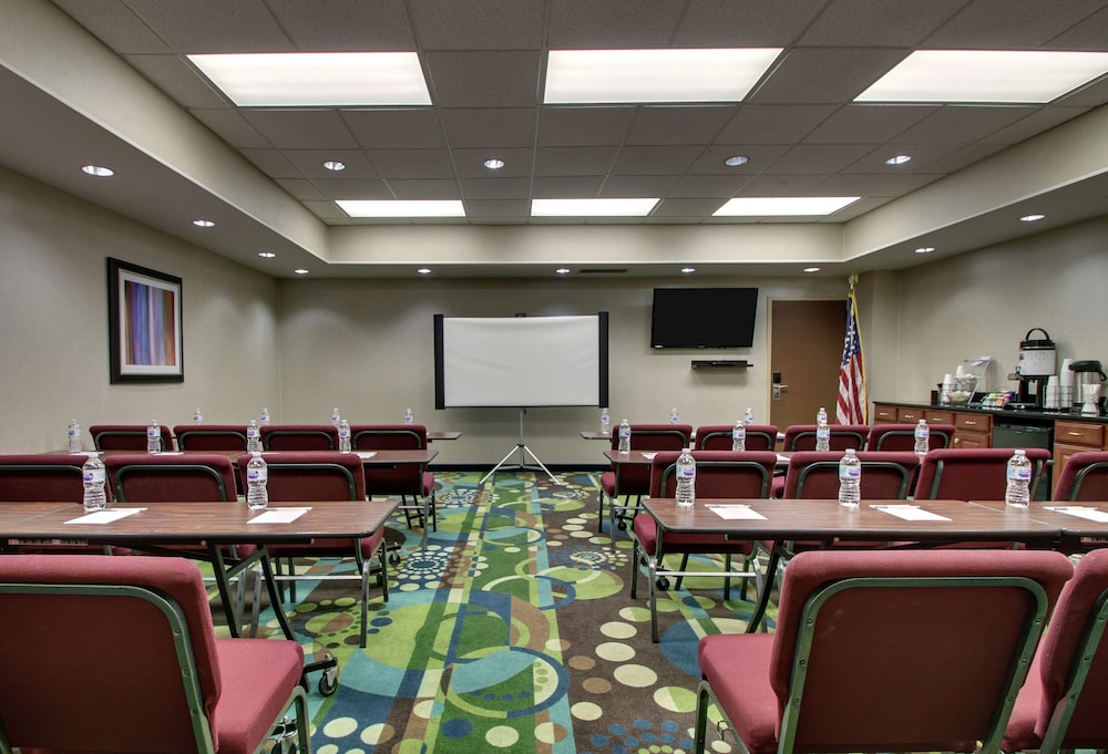 Hampton Inn DuBois - photo 39