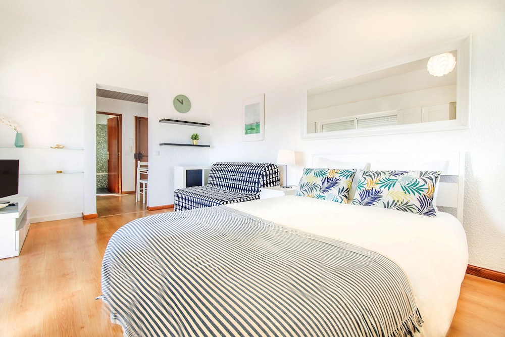 Equador in Cascais, Portugal