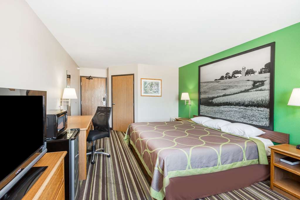 Super 8 by Wyndham Sioux City South - photo 10