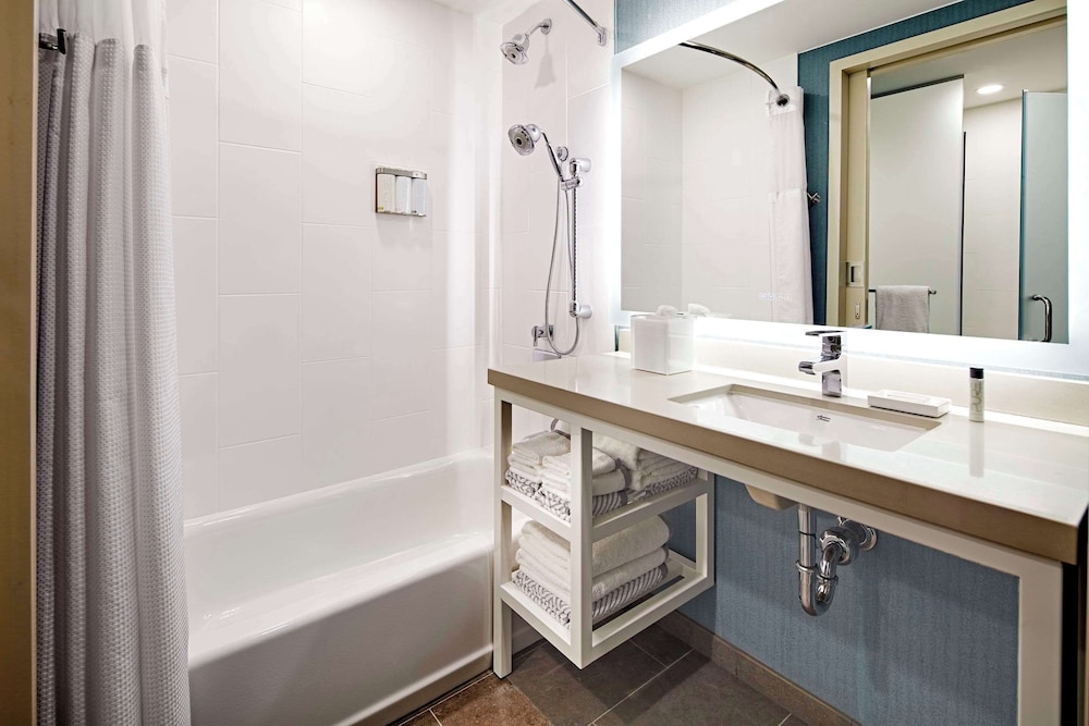 Anaheim Resort Suites - photo 16