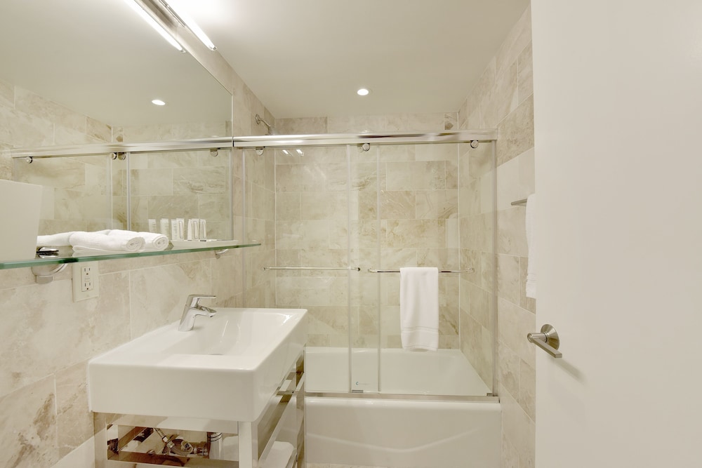 Hotel 32 32 - photo 16