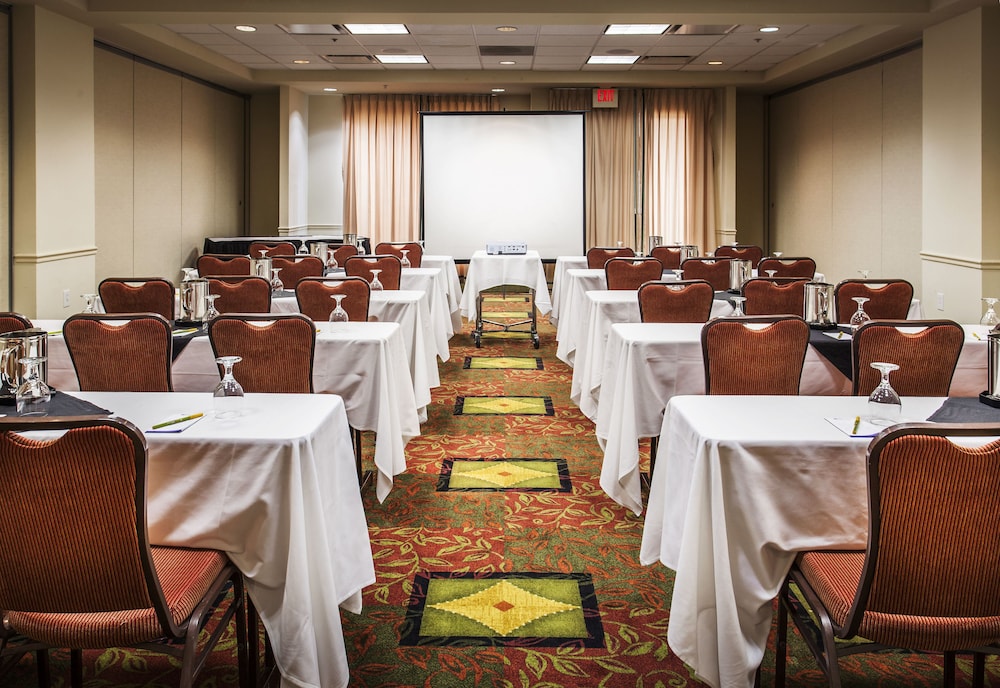 Hilton Garden Inn Denver Airport - photo 41
