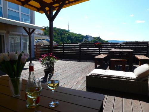 Panoráma Apartman — 4-Star Luxury Hotel in Miskolc, Hungary
