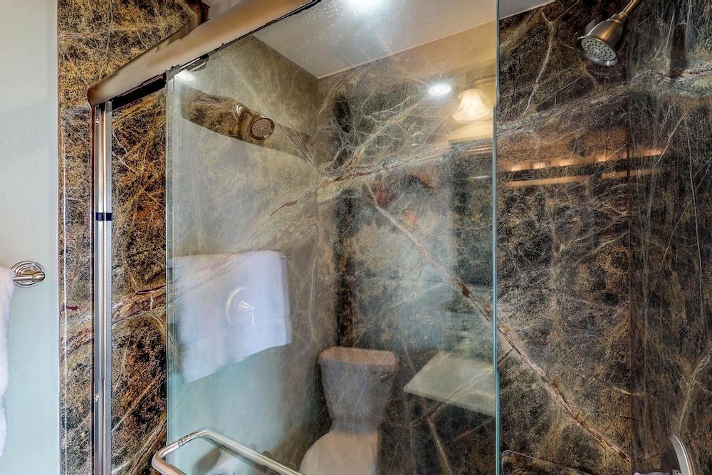Seascape Resort Condominiums - photo 8