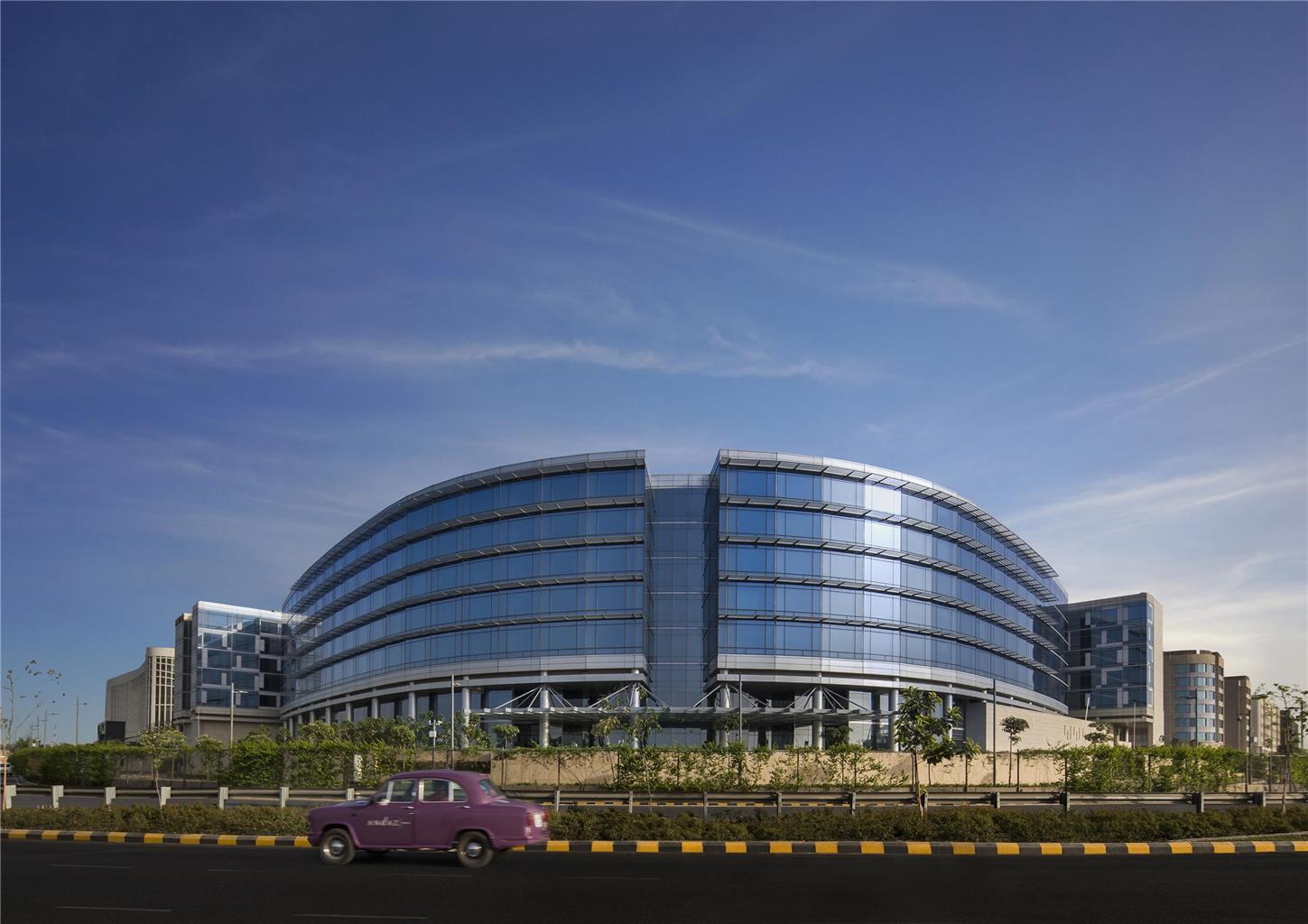 Andaz Delhi by Hyatt — 5-Star Luxury Hotel in New Delhi, India