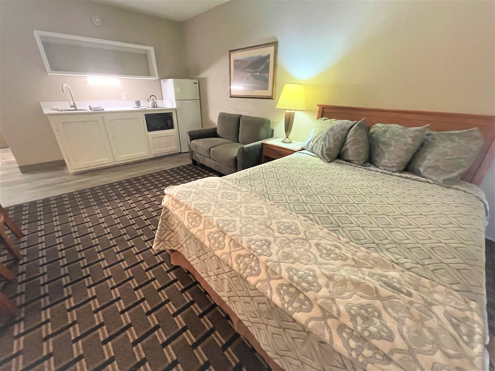 FairBridge Extended Stay a Kitchenette Hotel - photo 11