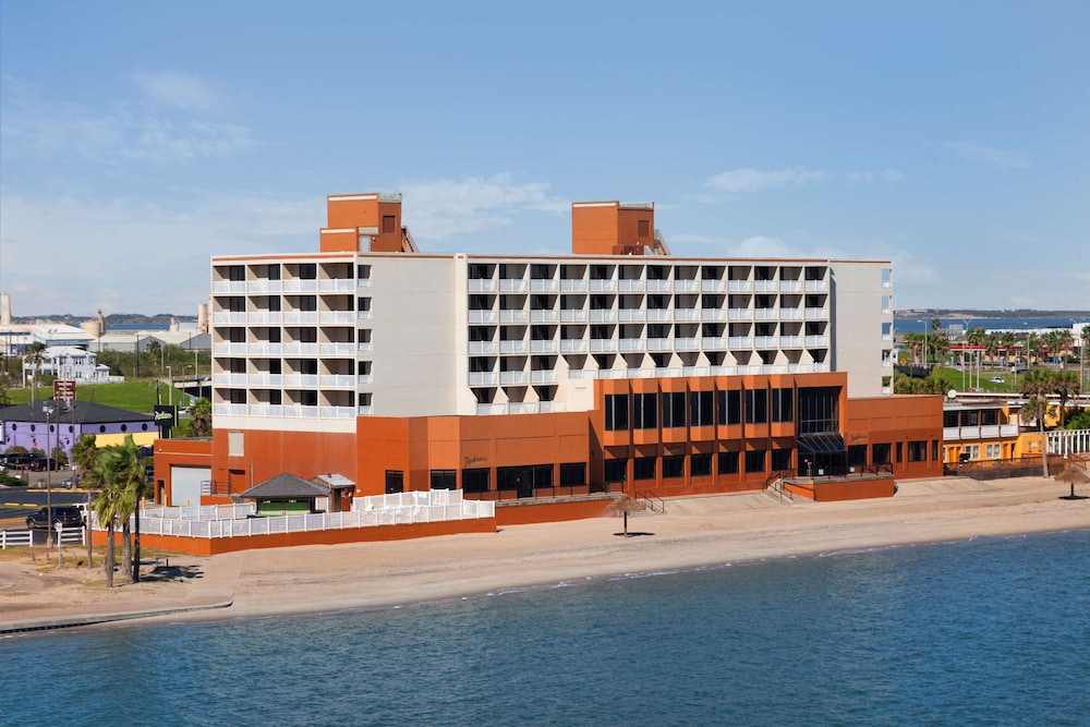DoubleTree by Hilton Corpus Christi Beachfront - photo 9