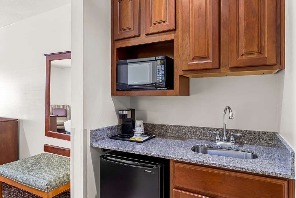 Best Western Socorro Hotel & Suites - photo 28