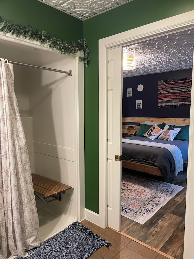 Monroe Street Suites - photo 45
