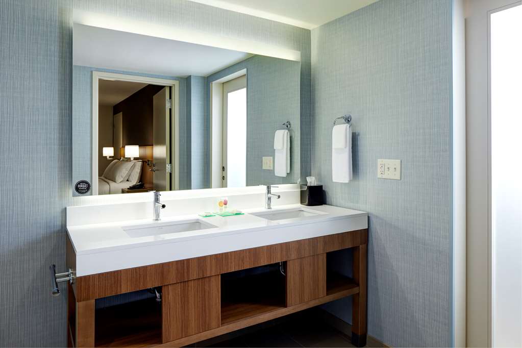Hyatt Place Madison Verona - photo 24