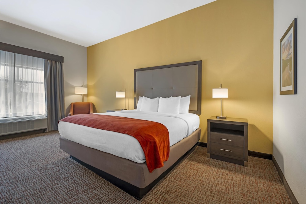B W Plus Elizabethtown Inn & Suites - photo 20