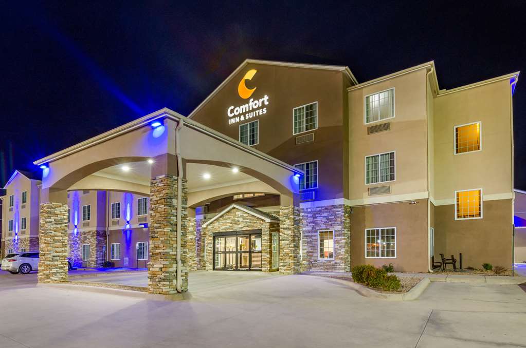 Comfort Inn & Suites near Bethel College - photo 66