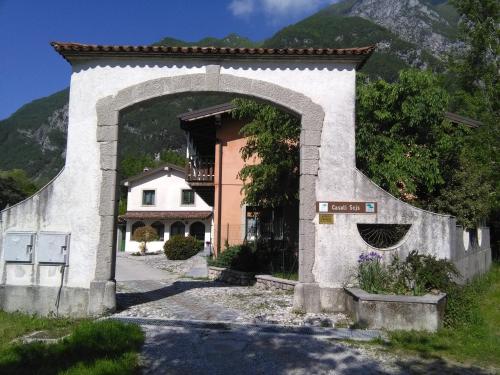 Casali Scjs — hotel in Venzone