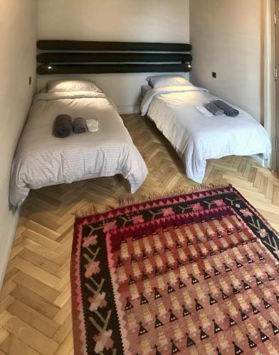 M1 Apartment