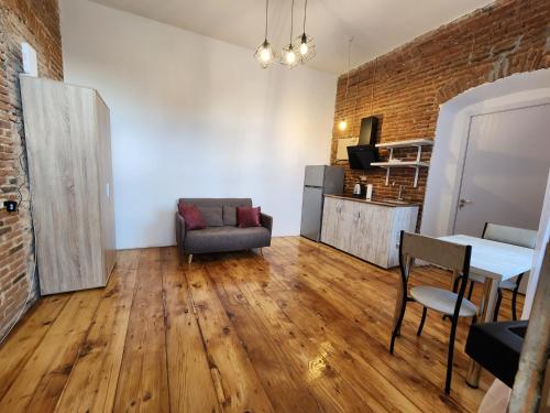 Cozy Apartment in Old Tbilisi