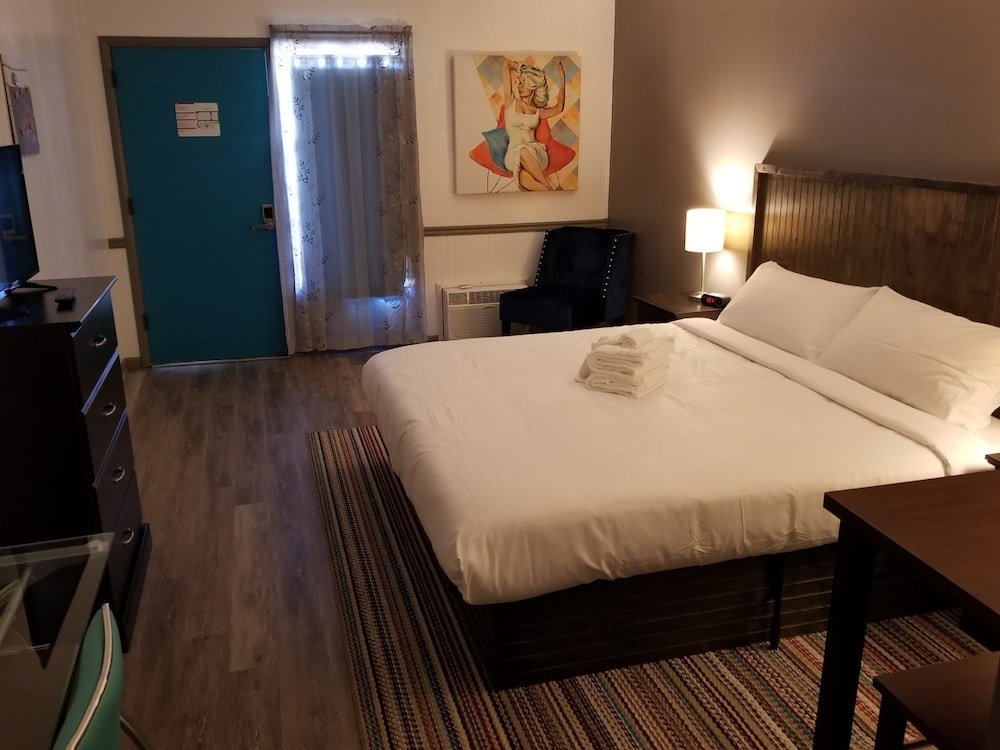 Blue Ridge Rustic Inn - photo 3