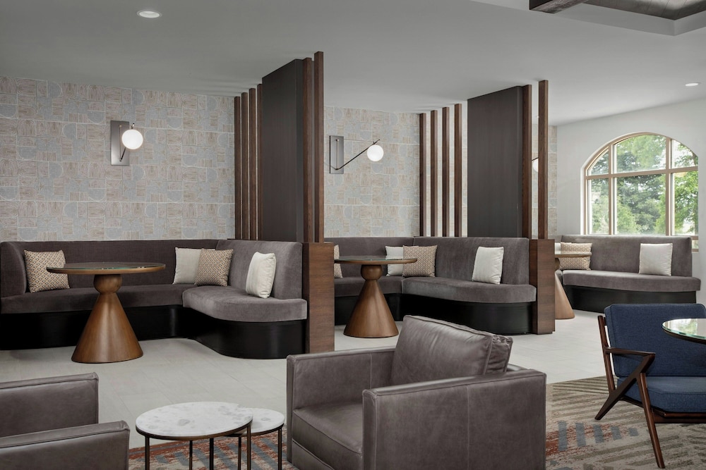 Courtyard Marriott Paso Robles - photo 36