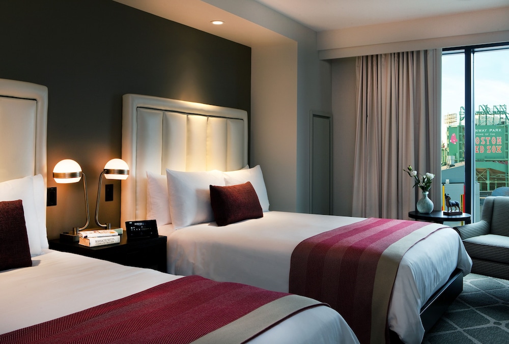 Hotel Commonwealth - photo 3